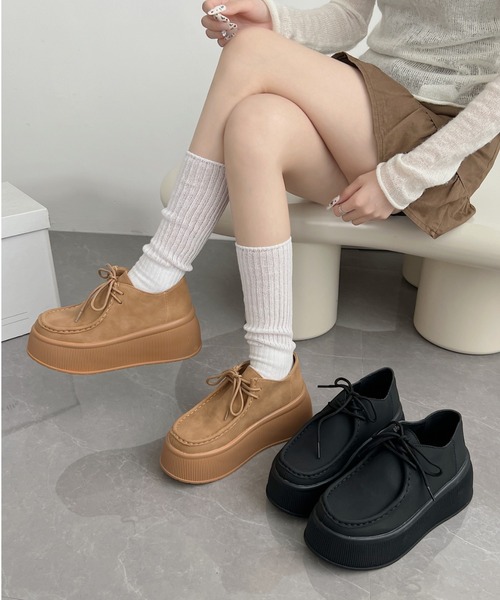 Shoes in Closet（シューズインクローゼット）の「厚底 プラットフォーム  スニーカーライク NEO モカシン 2443（モカシン/デッキシューズ・レディース・ブラック系/ベージュ系・M/L/S/LL）」の3枚目の写真