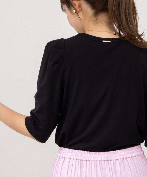 NOLLEY’S(ノーリーズ)の「接触冷感/UVカット クールタッチパフTシャツ(Tシャツ/カットソー・レディース・ネイビー/ベージュ/ブラック/オフホワイト・36/38)」の8枚目の写真