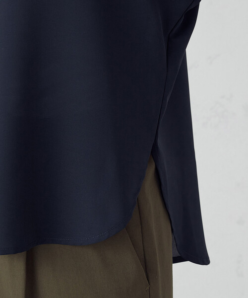 COMME CA ISM（コムサイズム）の「ショートスリーブ シャツ（シャツ/ブラウス・レディース・ネイビー/ホワイト・MEDIUM/LARGE）」の14枚目の写真