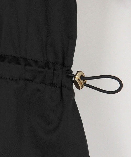 NICOLE white（ニコルホワイト）の「ラッシュガードドロストブルゾン（パーカー・レディース・ブラック/オフホワイト・FREE）」の9枚目の写真