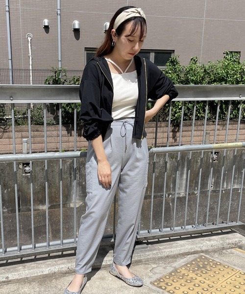 NICOLE white（ニコルホワイト）の「ラッシュガードドロストブルゾン（パーカー・レディース・ブラック/オフホワイト・FREE）」の15枚目の写真