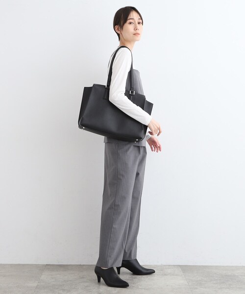 INDIVI(インディヴィ)の「【高機能/収納力◎!】シゴデキバッグ(トートバッグ・レディース・ライトグレー/ブラック/サンドベージュ・00)」の22枚目の写真