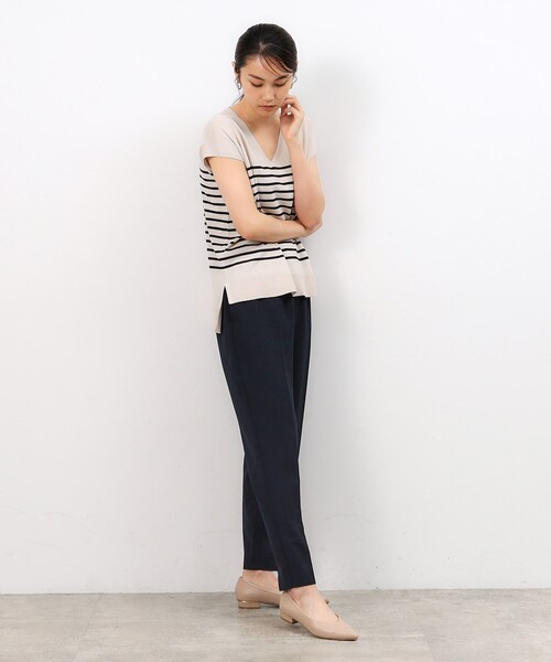 OPAQUE.CLIP（オペークドットクリップ）の「【抗菌防臭加工】メタルパーツVフラットポインテッドパンプス（パンプス・レディース・シルバー系その他/ベージュ/ブラック・02/01/03）」の4枚目の写真