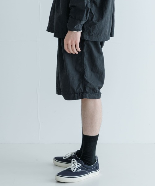 URBAN RESEARCH（アーバンリサーチ）の「ナイロンタッサーコンバーチブルパンツ（その他パンツ・メンズ・ネイビー/ブラック・MEDIUM/LARGE）」の3枚目の写真