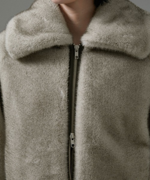 SALON adam et rope'（サロン アダム エ ロペ）の「ミンクライクエコファークロップドジップブルゾン（ブルゾン・レディース・ライトグレー/ブラウン系その他・FREE）」の22枚目の写真