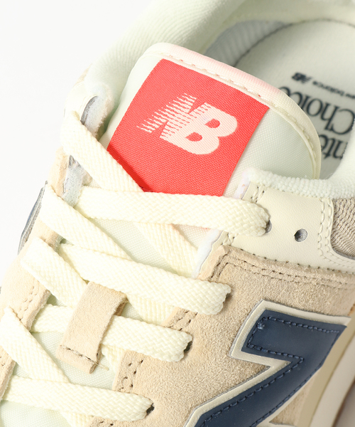 NEW BALANCE(ニューバランス)の「New Balance (ニューバランス) U574LGNV(スニーカー・メンズ・ベージュ・28.5cm/28cm/27.5cm/27cm/26.5cm/26cm/25.5cm)」の8枚目の写真