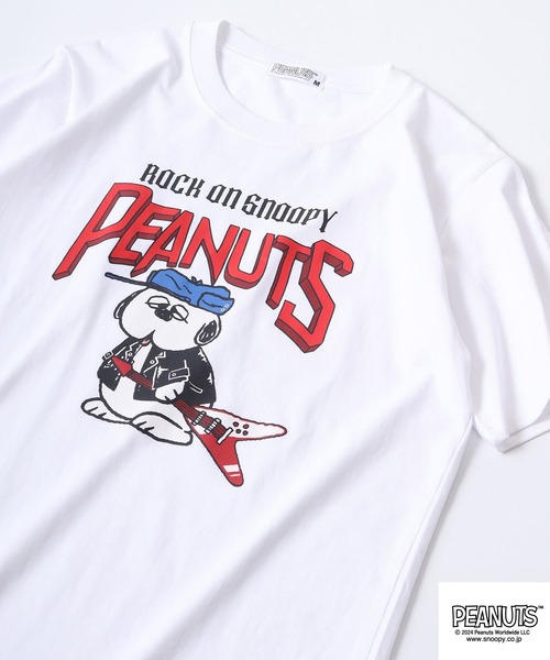 PEANUTS（ピーナッツ）の「PEANUTS 半袖ロックTシャツ（Tシャツ/カットソー・メンズ・ブラック系/ブラック/ホワイト系/ホワイト系1/ブラック系1/ホワイト・M/L/LL）」の2枚目の写真