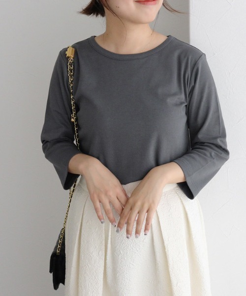 Pierrot（ピエロ）の「七分袖シンプルTシャツ（Tシャツ/カットソー・レディース・オフホワイト/チャコール/グレイッシュベージュ/ブラック・L/M/LL/S）」の17枚目の写真