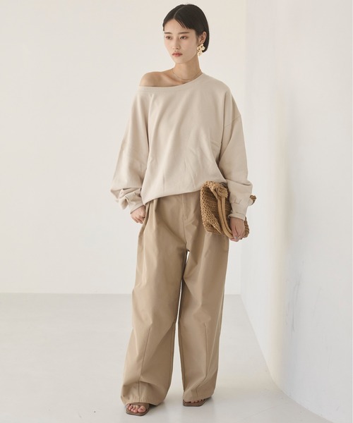 ANGIE（アンジー）の「【セットアップ対応】オフショルダー 裏毛 スウェット トップス（スウェット・レディース・杢グレー/アイボリー/ライトピンク/スミクロ/イエロー/ダークブラウン・FREE）」の13枚目の写真