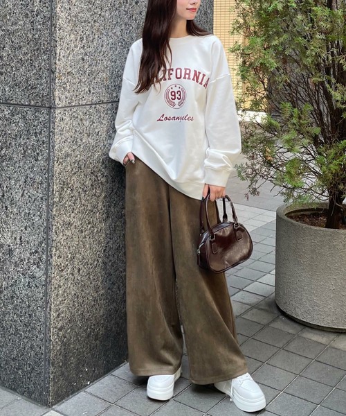 clear（クリア）の「ポンチスエードワイドストレートパンツ [低身長用サイズ有 着心地抜群 シンプル]≪2024AW新作≫（その他パンツ・レディース・カーキ/チャコールグレー/グレイッシュベージュ/アイボリー・F/XS）」の16枚目の写真