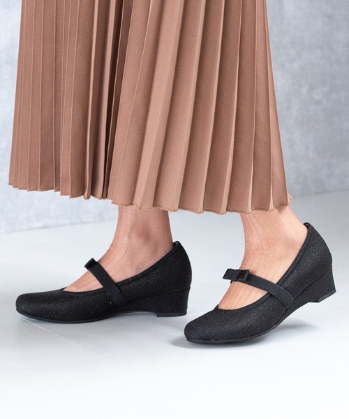 JELLY BEANS（ジェリービーンズ）の「【WEB限定】リボンゴムストラップパンプス(204-43017)JELLY BEANS(ジェリービーンズ)（パンプス・レディース・ブラック/グレイッシュベージュ/ネイビー・22.5/23/23.5/24/24.5）」の21枚目の写真