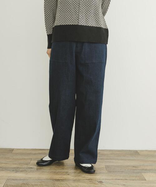 ITEMS URBANRESEARCH（アイテムズ アーバンリサーチ）の「裏起毛デニムベイカーパンツ（デニムパンツ・レディース・ブラック/ブルー・FREE）」の3枚目の写真