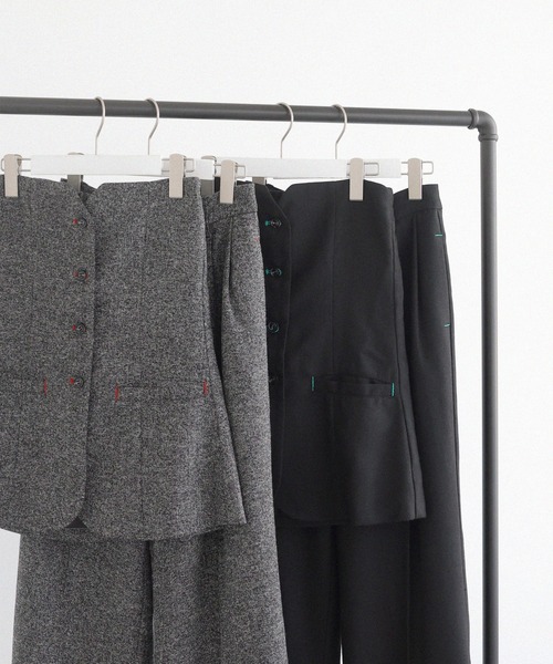 hyeon ヘヨン ビスチェ MULTI STRIPED DOBBY CHINO BELTED HIGH WAIST PANTS(XS Navy