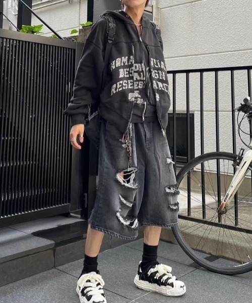 NOMANUAL（NOMANUAL）の「韓国ブランド NOMANUAL ノーマニュアル OVERDYED D.F.L HOODED ZIP-UP レイヤードフーディー ジップアップ ジップフーディー 長袖パーカー 長袖フーディー 羽織り ダブルジップ オーバーサイズ 韓国ファッション 韓国ストリート ストリートファッション（パーカー・メンズ・ブラック・L）」の16枚目の写真