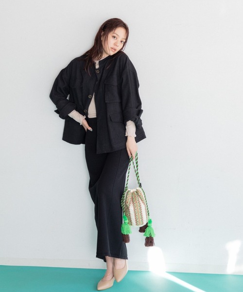 AMERICAN RAG CIE（アメリカンラグシー）の「LEIN 縦柄刺繍巾着バッグ（ショルダーバッグ・レディース・ホワイト/ブラック・FREE）」の5枚目の写真