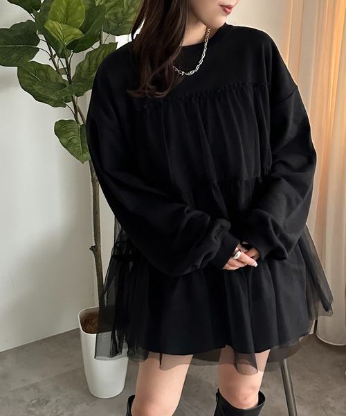 apres jour mignon(アプレジュールミニョン)の「チュールティアード裏毛スウェット【ZOZOTOWN限定アイテム】(スウェット・レディース・ブラック系その他/ブラック/ブラック系その他2・フリー/X-LARGE)」の4枚目の写真