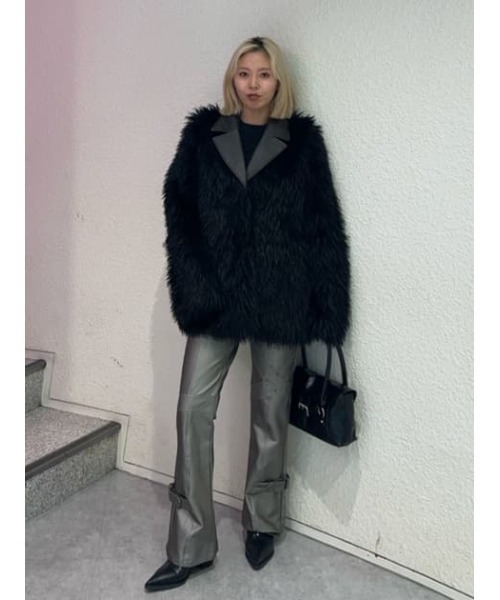 LAGUA GEM(ラグアジェム)の「BELT LUSTER フレアパンツ(スラックス・レディース・ライトブラック/ベージュ・X-SMALL/SMALL/MEDIUM)」の20枚目の写真