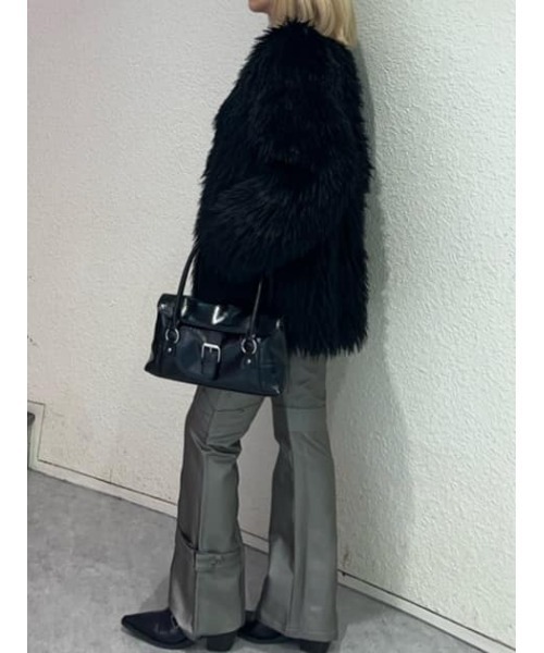 LAGUA GEM(ラグアジェム)の「BELT LUSTER フレアパンツ(スラックス・レディース・ライトブラック/ベージュ・X-SMALL/SMALL/MEDIUM)」の21枚目の写真