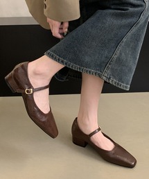 ストラップスクエアトゥパンプス