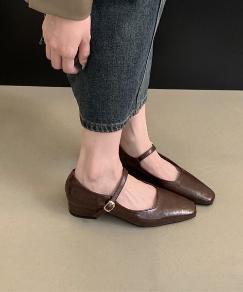 MILAE（ミレ）の「ストラップスクエアトゥパンプス（パンプス・レディース・ブラウン/ブラック・23cm/23.5cm/24cm/24.5cm）」の10枚目の写真