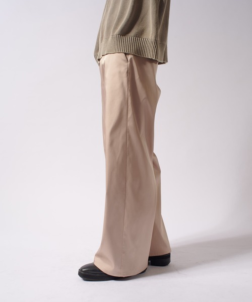 Lui's(ルイス)の「ハイツイストワイドレッグパンツ(その他パンツ・メンズ・ベージュ/ブラック・M/S)」の16枚目の写真