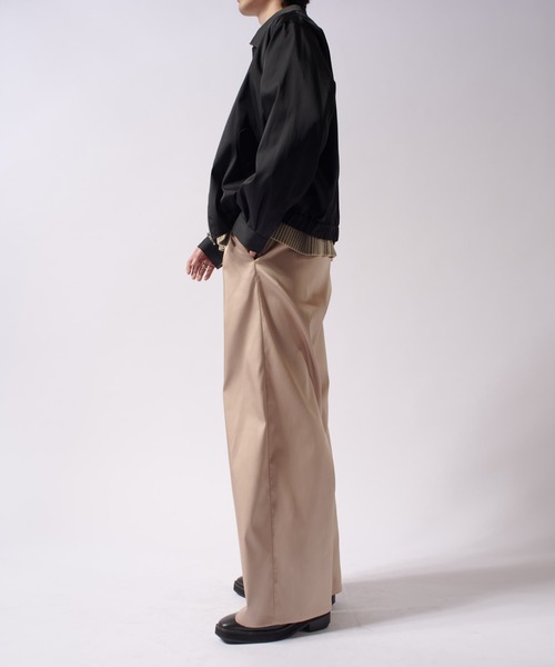 Lui's(ルイス)の「ハイツイストワイドレッグパンツ(その他パンツ・メンズ・ベージュ/ブラック・M/S)」の19枚目の写真