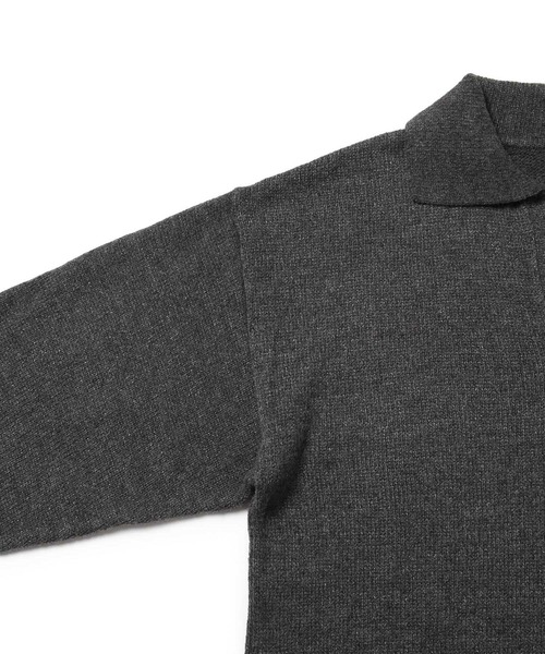 JUNRED（ジュンレッド）の「【一部店舗限定】スキッパーニットプルオーバー（ニット/セーター・メンズ・ライトグレー/ブラック/チャコールグレー・S/M/L）」の12枚目の写真