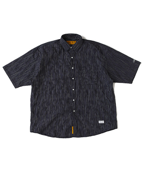 FAT(エフエイティー)の「GIGATUCK(シャツ/ブラウス・メンズ・ブラック/ホワイト/ネイビー・TITCH(M)/SKINNY(L)/FAT(XL)/JUMBO(XXL))」の3枚目の写真
