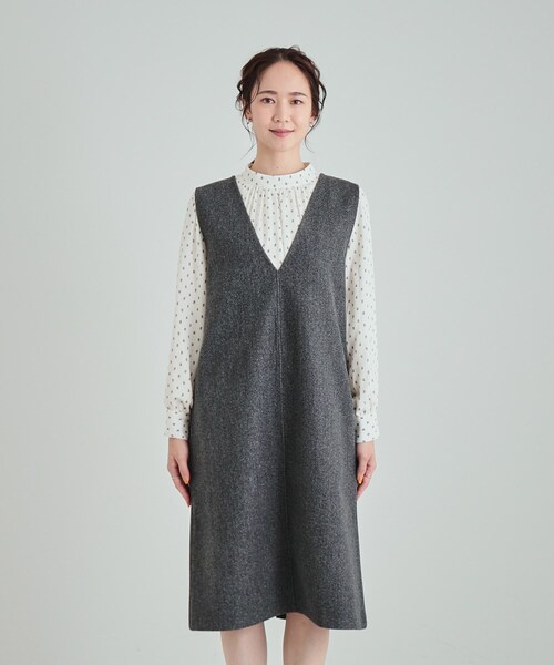 SHOO・LA・RUE(シューラルー)の「◆大人上品な ウール調Vネックジャンドレ(ワンピース・レディース・チャコールグレー/ブラック系7/ブラック・01/02/03/04)」の18枚目の写真