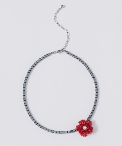 musubore（ムスボレ）の「【 select 】red flower bees choker / フラワービーズチョーカー（チョーカー・レディース・シルバー・FREE）」の16枚目の写真