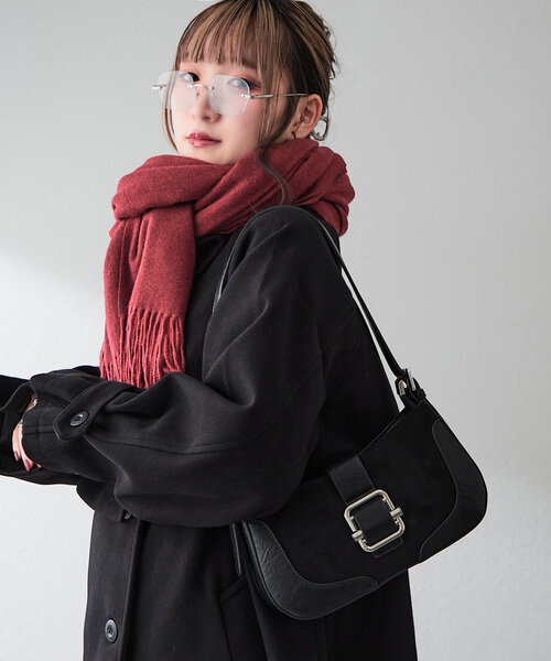 Mavie..7(メヴィセットゥ)の「【Mavie..7】異素材ショルダーBAG(ショルダーバッグ・レディース・ボルドー/ブラック・FREE)」の2枚目の写真