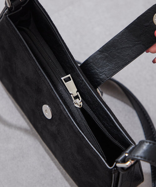 Mavie..7(メヴィセットゥ)の「【Mavie..7】異素材ショルダーBAG(ショルダーバッグ・レディース・ボルドー/ブラック・FREE)」の22枚目の写真