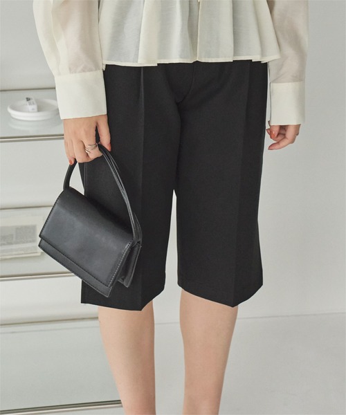 titivate(ティティベイト)の「ストレートシルエットハーフパンツ(その他パンツ・レディース・ブラック/ライトカーキ/ライトベージュ・L/M/S/MT)」の9枚目の写真