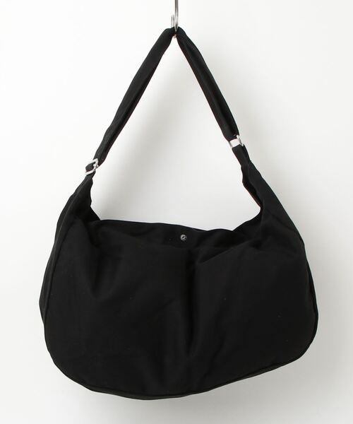 uniform experiment（ユニフォームエクスペリメント）の「ショルダーバッグ（ショルダーバッグ・メンズ・ブラック・FREE）」の2枚目の写真