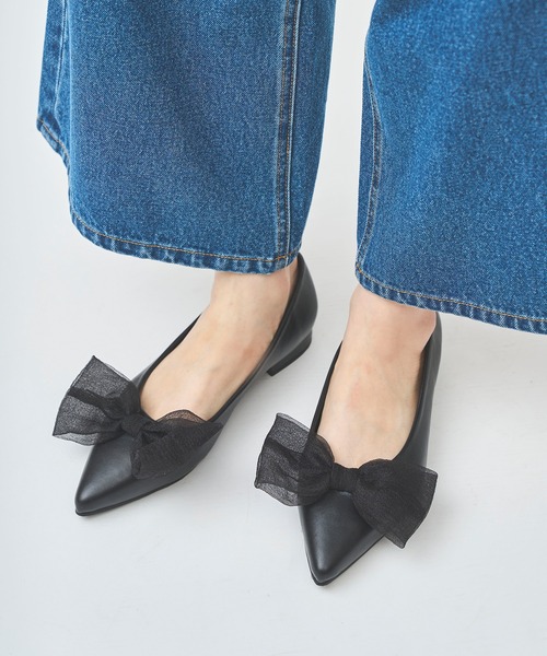 31 Sons de mode（トランテアン　ソン　ドゥ　モード）の「シアーリボンフラットシューズ（バレエシューズ・レディース・オフホワイト/ブラック・L/M/S）」の11枚目の写真