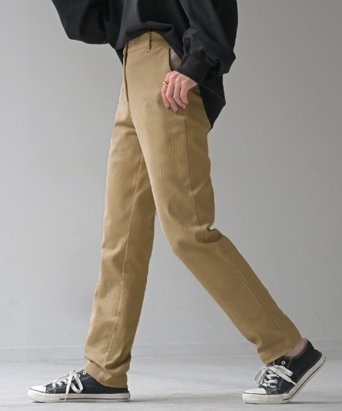 HUG.U(ハグユー)の「よくばり極伸びパンツ < テーパード >(その他パンツ・レディース・カーキ/ブラック/ベージュ/アイボリー/グレイッシュブルー/ブラウン・M(レギュラー丈)/XXL(トール丈)/XXL(レギュラー丈)/XL(トール丈)/XL(レギュラー丈)/L(トール丈)/L(レギュラー丈)/M(トール丈))」の11枚目の写真
