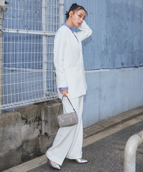 Narcissus（ナルシス）の「ノーカラージャケット　オケージョン　セットアップ（ノーカラージャケット・レディース・ホワイト/ブラック・FREE）」の5枚目の写真