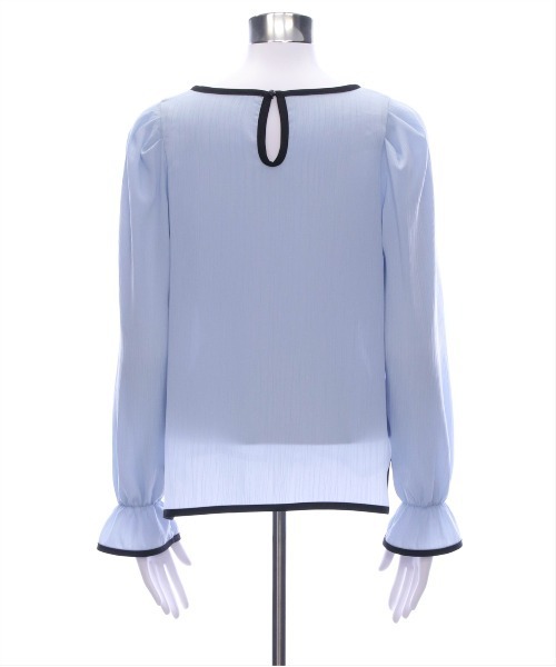 CLEAR BASIC（クリアベーシック）の「配色キャンディースリーブ長袖ブラウス [上品 オフィスカジュアル 着回し抜群 大人]≪再入荷≫（シャツ/ブラウス・レディース・アイボリー/ブルーグレー/ブラック・F）」の12枚目の写真