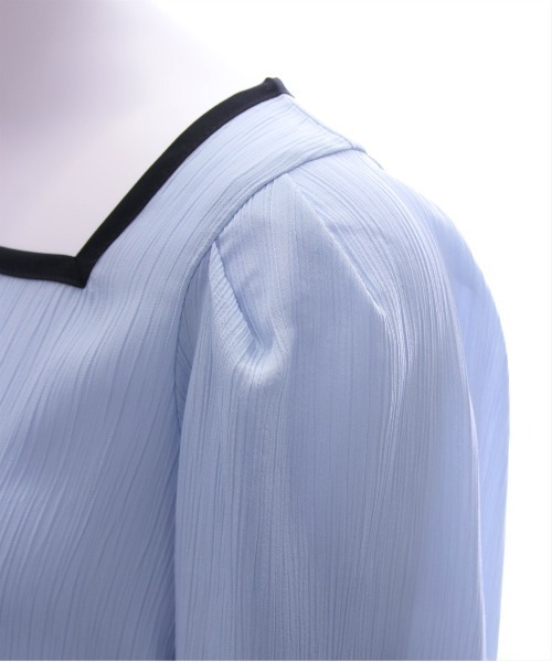 CLEAR BASIC（クリアベーシック）の「配色キャンディースリーブ長袖ブラウス [上品 オフィスカジュアル 着回し抜群 大人]≪再入荷≫（シャツ/ブラウス・レディース・アイボリー/ブルーグレー/ブラック・F）」の16枚目の写真