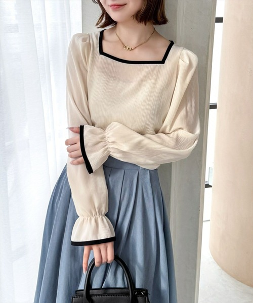 CLEAR BASIC（クリアベーシック）の「配色キャンディースリーブ長袖ブラウス [上品 オフィスカジュアル 着回し抜群 大人]≪再入荷≫（シャツ/ブラウス・レディース・アイボリー/ブルーグレー/ブラック・F）」の4枚目の写真