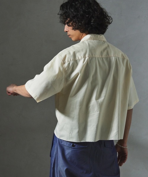 JOURNAL STANDARD relume(ジャーナルスタンダード レリューム)の「【ZOZO限定】TWILL クロップドS/S(シャツ/ブラウス・メンズ・チャコール/ブラック/カーキ/アイボリー・XS/S/M/L/XL)」の10枚目の写真