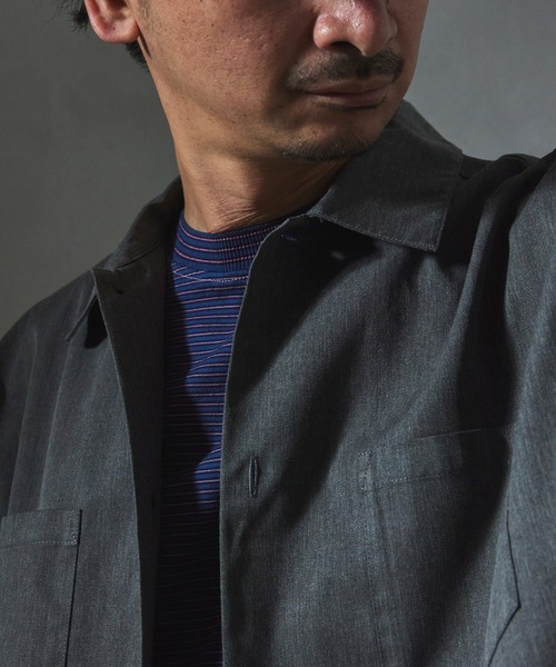 JOURNAL STANDARD relume(ジャーナルスタンダード レリューム)の「【ZOZO限定】TWILL クロップドS/S(シャツ/ブラウス・メンズ・チャコール/ブラック/カーキ/アイボリー・XS/S/M/L/XL)」の16枚目の写真