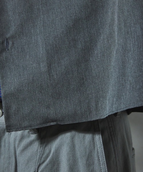 JOURNAL STANDARD relume(ジャーナルスタンダード レリューム)の「【ZOZO限定】TWILL クロップドS/S(シャツ/ブラウス・メンズ・チャコール/ブラック/カーキ/アイボリー・XS/S/M/L/XL)」の18枚目の写真