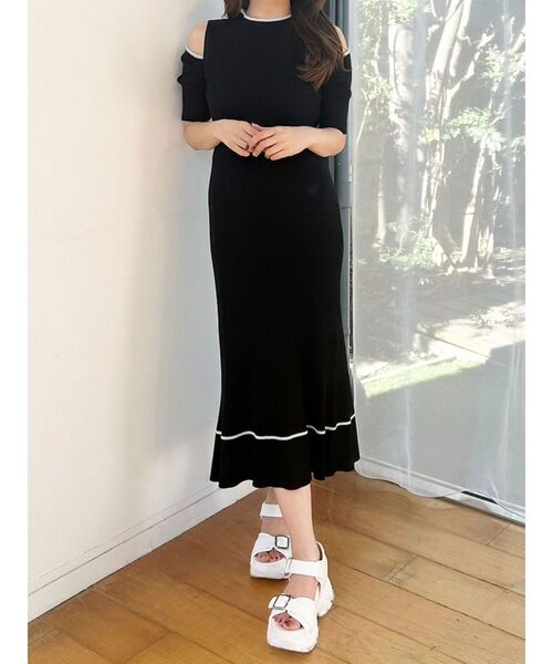 MERCURYDUO(マーキュリーデュオ)の「配色クロスリボンニットワンピース(ワンピース・レディース・ブラック/ブルー/ベージュ・SMALL/MEDIUM)」の8枚目の写真