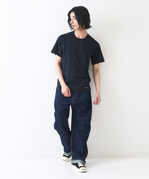 HANES(ヘインズ)の「【HANES/ヘインズ】【両脇に接ぎ目がない丸胴仕様】クルーネックTシャツ 2枚セット タグレス仕様 ワンポイントロゴ まとめ買い ユニセックス(Tシャツ/カットソー・メンズ・ホワイト/ブラック・MEDIUM/LARGE/X-LARGE)」の13枚目の写真