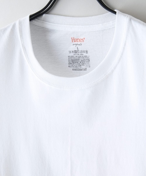 HANES(ヘインズ)の「【HANES/ヘインズ】【両脇に接ぎ目がない丸胴仕様】クルーネックTシャツ 2枚セット タグレス仕様 ワンポイントロゴ まとめ買い ユニセックス(Tシャツ/カットソー・メンズ・ホワイト/ブラック・MEDIUM/LARGE/X-LARGE)」の6枚目の写真