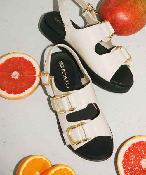 RODE SKO（ロデスコ）の「ダブルベルテッドサンダル（サンダル・レディース・オフホワイト/ブラック/ライトグレー・36/37/38）」の2枚目の写真