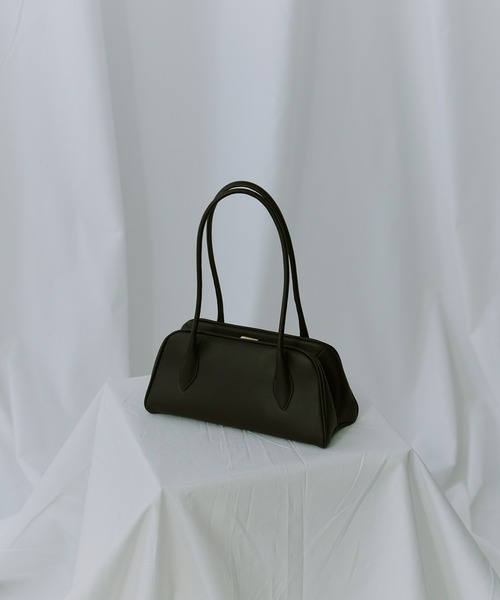 R**様 新品タグ付❤️完売色　anuans アニュアンス　クラスプラウンドショ アニュアンス anuans クラスプラウンドショルダー （BURGUNDY