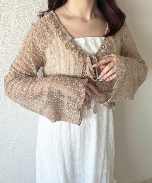 apres jour（アプレジュール）の「レースリボンカーディガン（カーディガン/ボレロ・レディース・アイボリー/ブラック/ベージュ・フリー）」の2枚目の写真