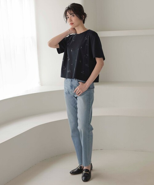 J.PRESS(ジェイプレス)の「【洗える】スパンコール Tシャツ(Tシャツ/カットソー・レディース・ネイビー系/ライトグレー系/アイボリー系・MEDIUM/LARGE)」の4枚目の写真